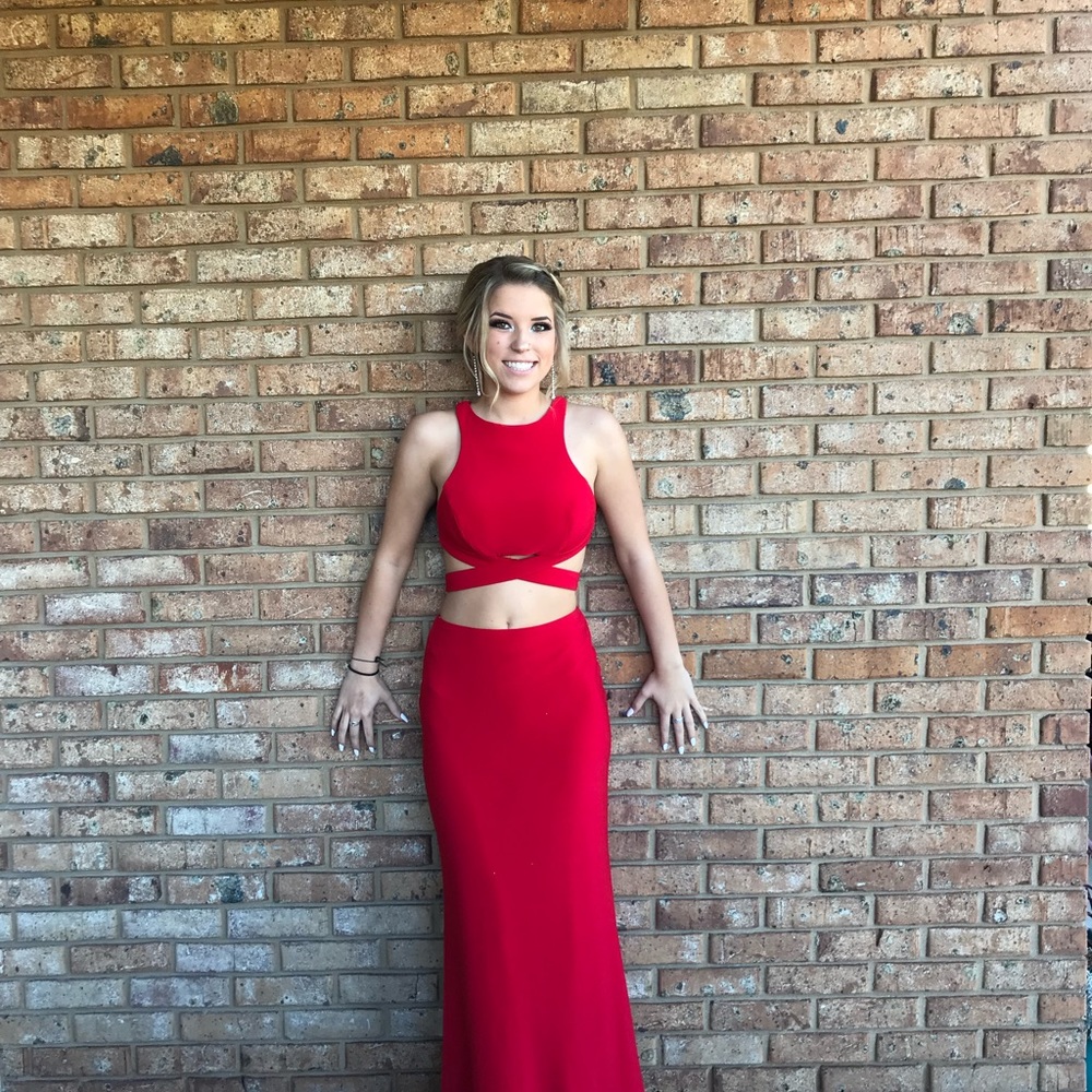 Beautiful Alyce red two piece dress. Size 2  worn once.